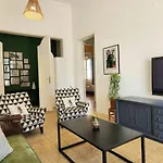 Dream Location Apartment